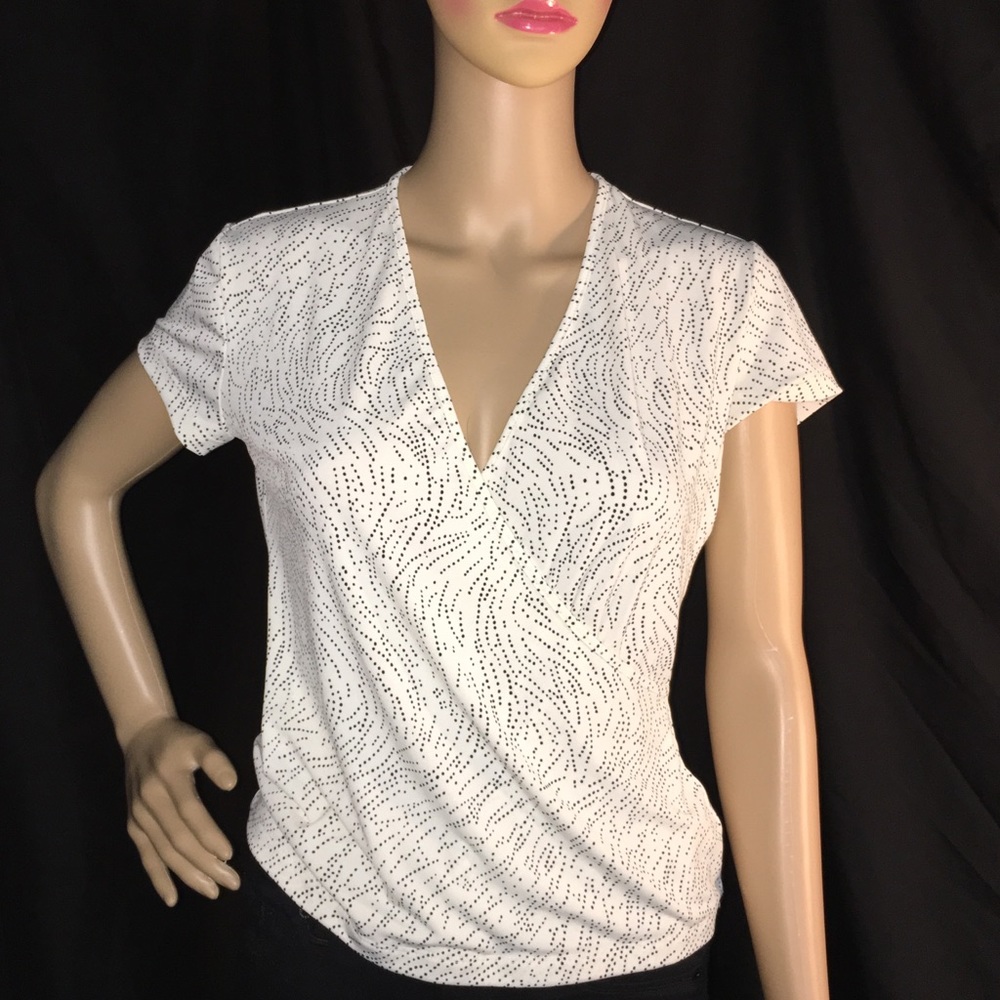 New York & CO Wrap Top